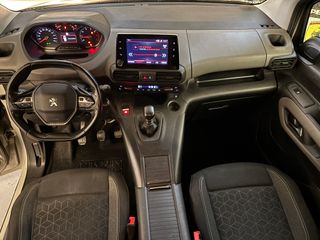 Peugeot Rifter1.5 HDi 130 c.v 5 puertas