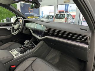 VOLKSWAGEN Touareg RLine 3.0 V6 TDI 210kW Tip 4M