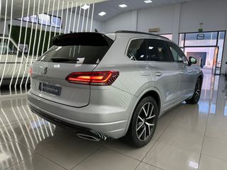 VOLKSWAGEN Touareg RLine 3.0 V6 TDI 210kW Tip 4M