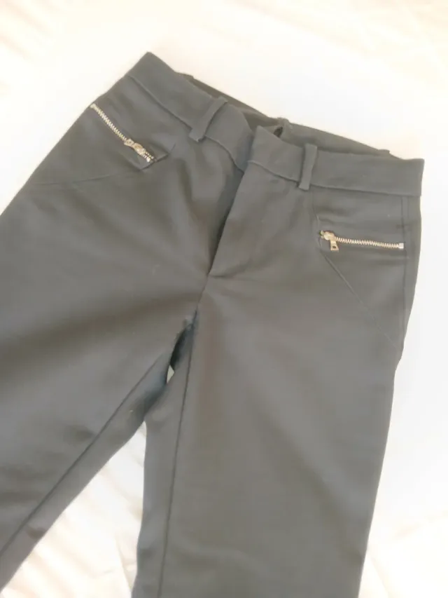 Pack 4 pantalones (negro, gris, verde)