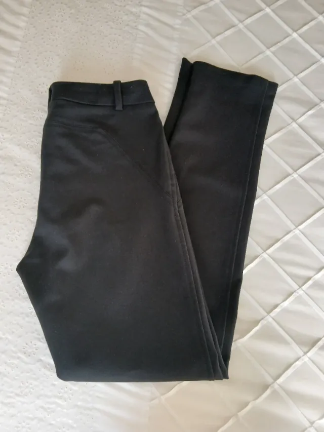 Pack 4 pantalones (negro, gris, verde)