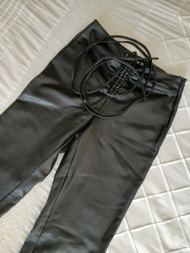 Pack 4 pantalones (negro, gris, verde)