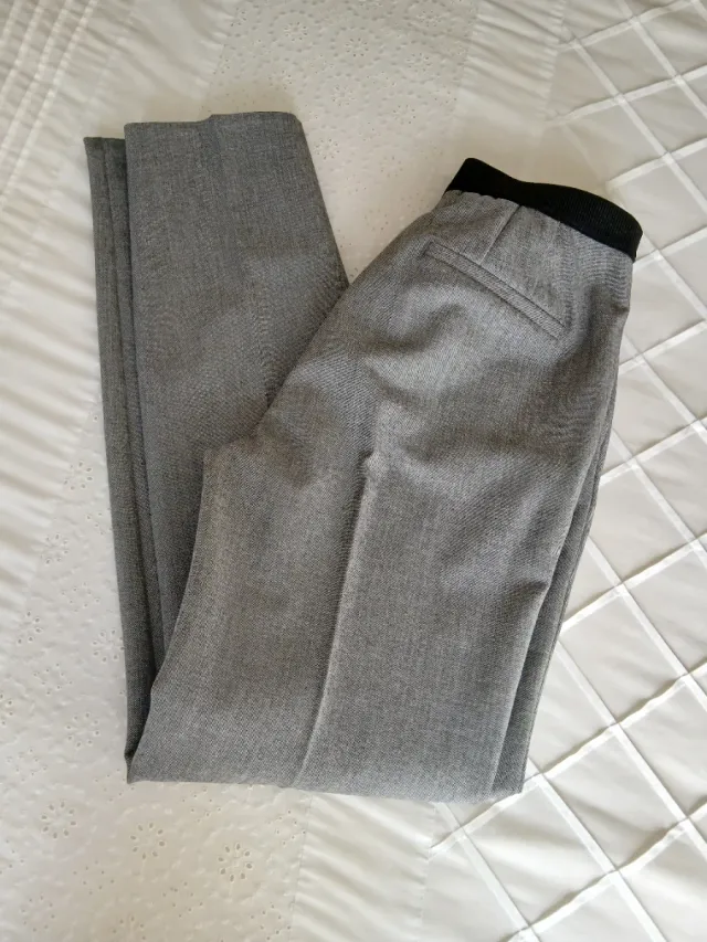 Pack 4 pantalones (negro, gris, verde)