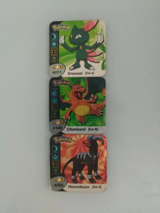 Staks Pokémon Sneasel, Charizard, Houndoom