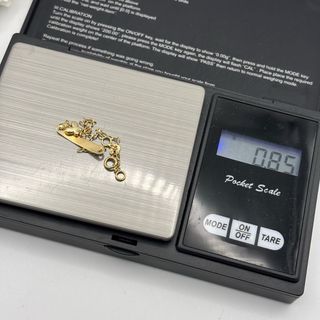 Pulsera de oro 18kt con nombre y mariposa