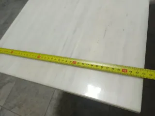 Mesa centro mármol y patas metálicas