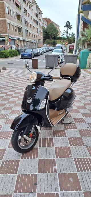 Vespa GTS 250i