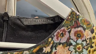 Vestido floral ZARA manga larga