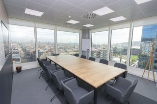 Oficina en alquiler en Hostafrancs en Barcelona