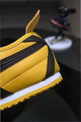 T. 39 Onitsuka Tiger Mexico 66 Kill Bill