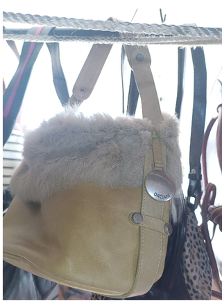 CONJUNTO BOLSOS, ZAPATOS, BUFANDAS A ESTRENAR.