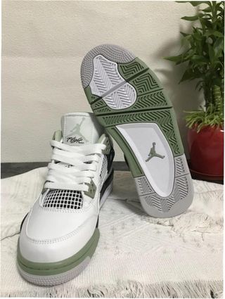 Jordan 4 Retro Seafoam Talla 44