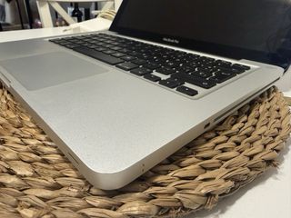 Apple MacBook Pro 13” Mid 2012