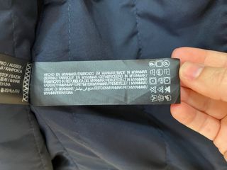 Chubasquero amarillo Pull&Bear Talla S