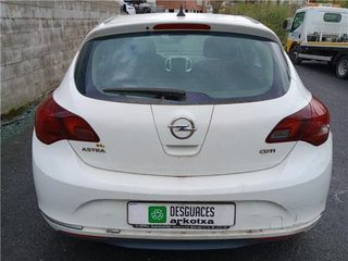 Despiece Opel Astra J Berlina 5p 1.7