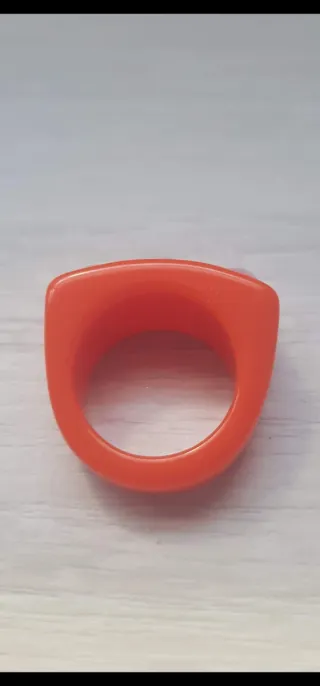 Anillo naranja sin estrenar