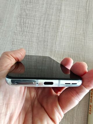 OnePlus Negro