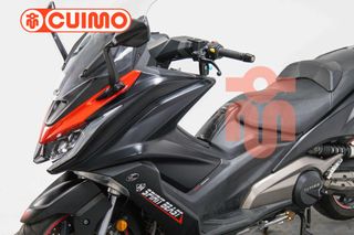 KYMCO AK 550