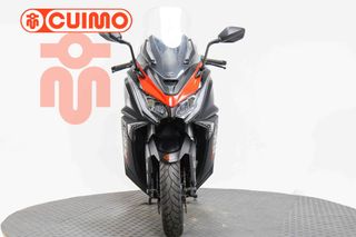 KYMCO AK 550