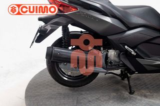 YAMAHA XMAX 125