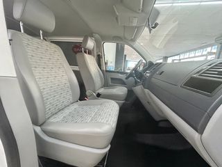 Volkswagen Transporter 9 plazas 2012