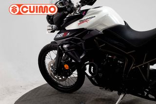 TRIUMPH TIGER 800