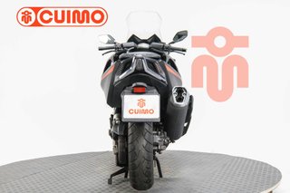 KYMCO AK 550