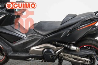 KYMCO AK 550
