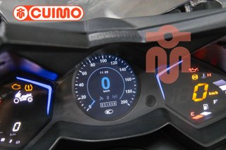 KYMCO AK 550
