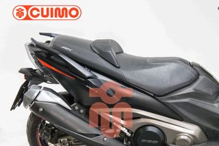 KYMCO AK 550