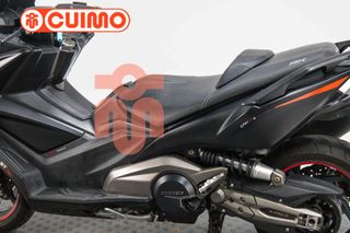 KYMCO AK 550