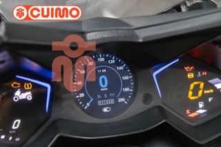 KYMCO AK 550