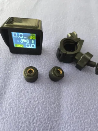 Monitor Presión Neumáticos Moto TPMS Solar
