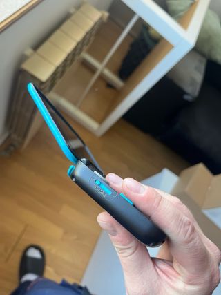 Nintendo 2DS XL Negra/Azul con caja y cargador