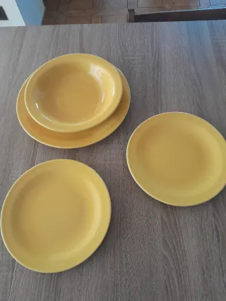 Set 4 piatti gialli Saturnia