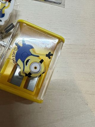 Set cancelleria Minions: righelli, gomme, ecc.