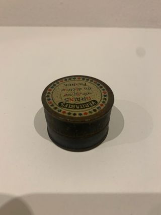 Scatola di Latta Farmaceutica vintage