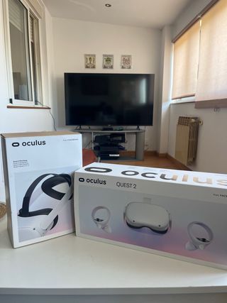 Oculus Quest 2 64GB con caja y Elite Strap