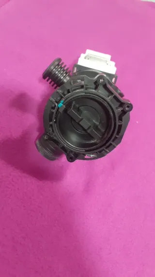 BOMBA DE DESAGÜE LAVADORA WHIRLPOOL BI WMWG 71284E