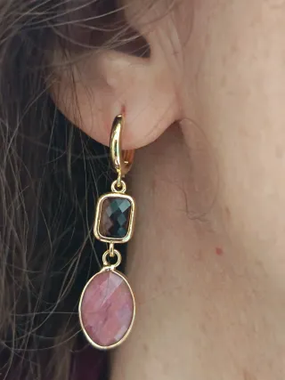 Orecchini pendenti rodonite rosa con cristallo