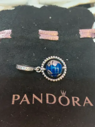 Charm Giramondo Blu/Argento