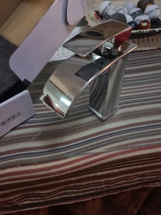 Grifo de lavabo plata