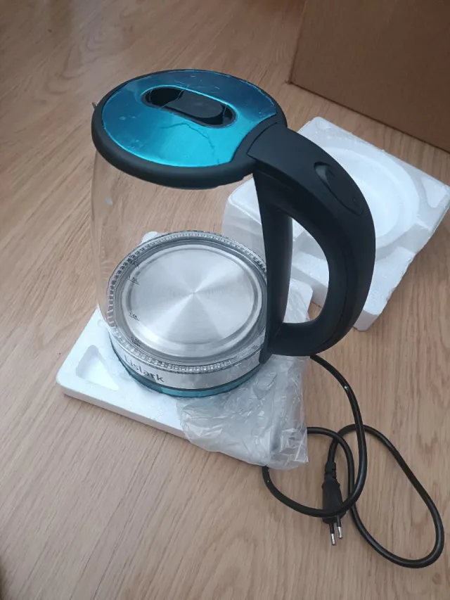 Hervidor de agua eléctrico 2L