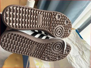 Adidas Samba Talla 44 Blancas y Negras