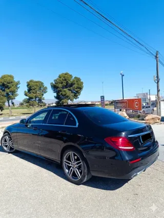 Mercedes-Benz Clase E 2017 AMG LINE 220d