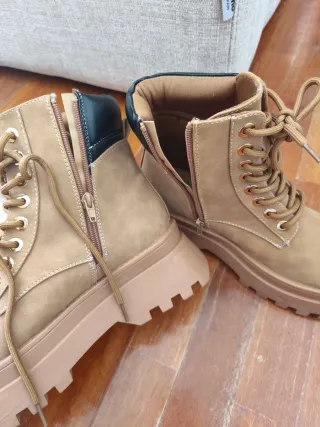 Botas ASOS Marrones y Negras