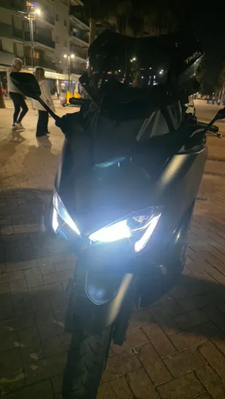 Yamaha t max TECH MAX 560