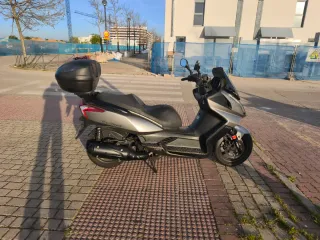 Kymco Superdink 125cc Negra/Gris