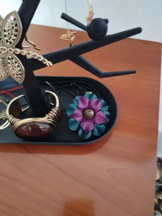 Lote de bisutería y accesorios