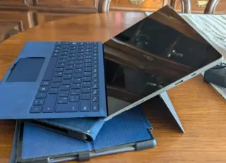 Microsoft Surface Pro 7 - Intel i5